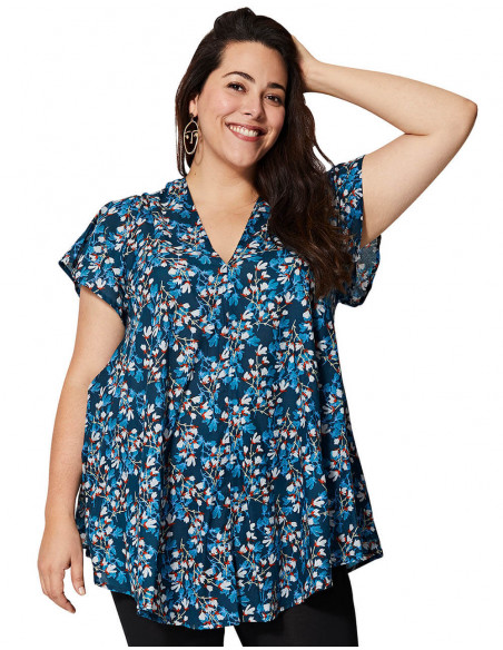 Ausgestellte Bluse