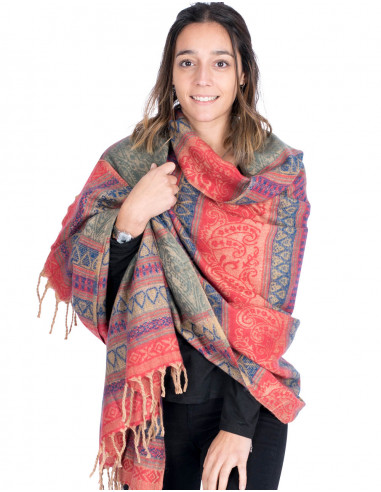 Morbido scialle con frange