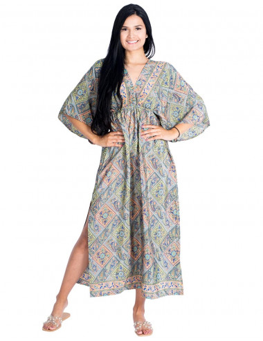 Kleid mit doppeltem Ausschnitt
