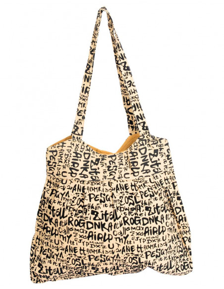 Tasche mit schwarzen Buchstaben