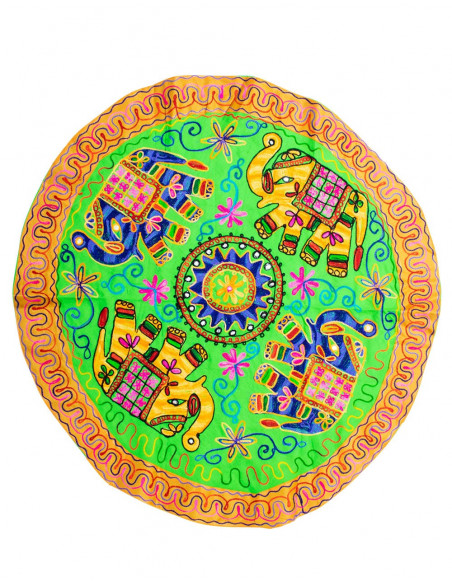 Round tablecloth or tapestry 4 elephants