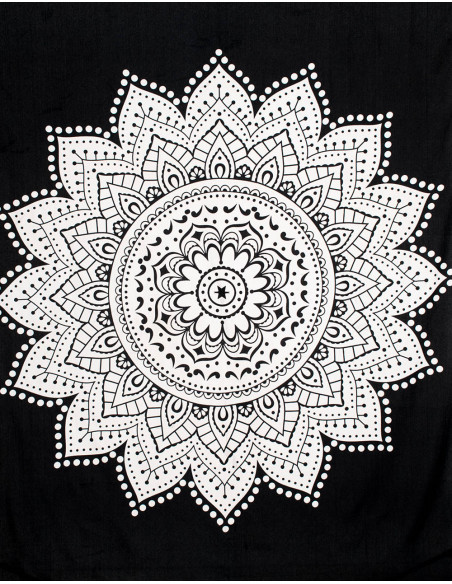Colcha ou tapeçaria preto e branco