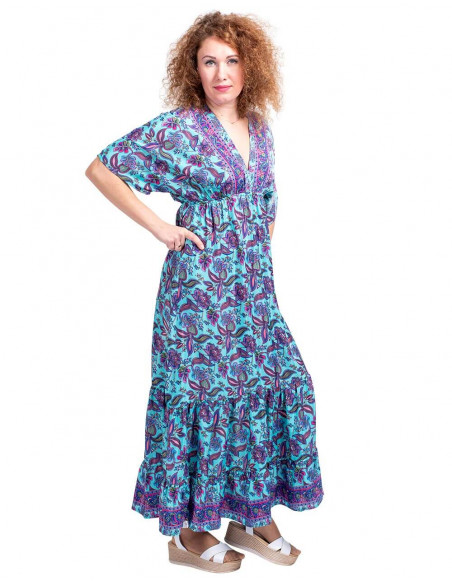 Vestido de verão com babados