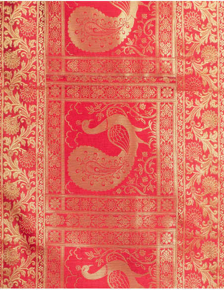 Roter Pfauen-Tischläufer
