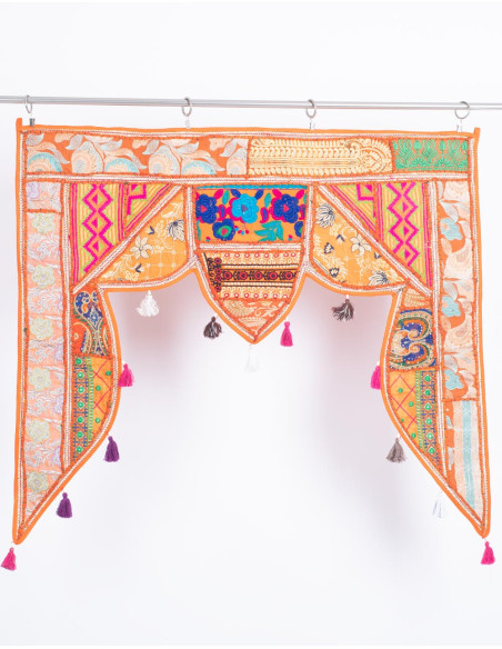 Arc orange Toran fait à la main