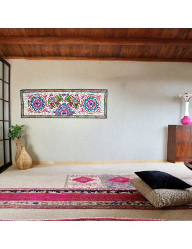 decoracion-hogar-con-tapices-bordados-a-mano