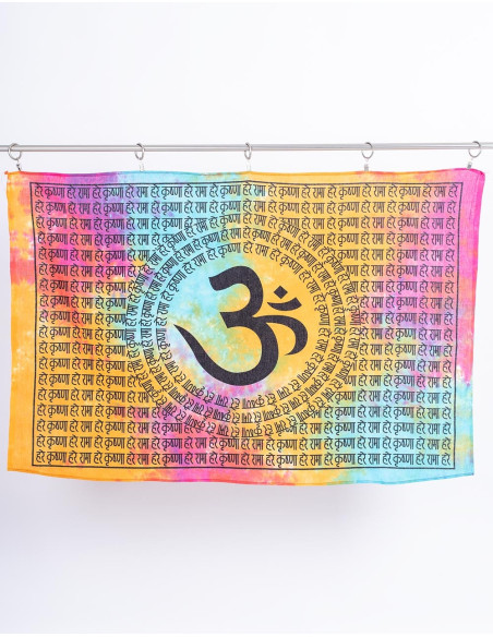 Descubra a harmonia do Om em uma tapeçaria étnica vibrante e única!