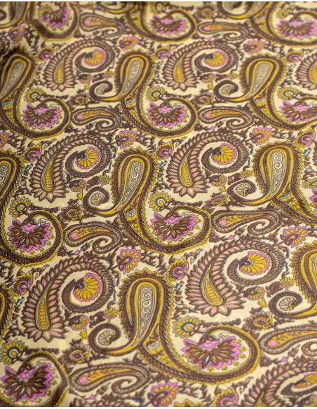 Conjunto de blusa e saia Boho de seda estampada em amarelo Paisley