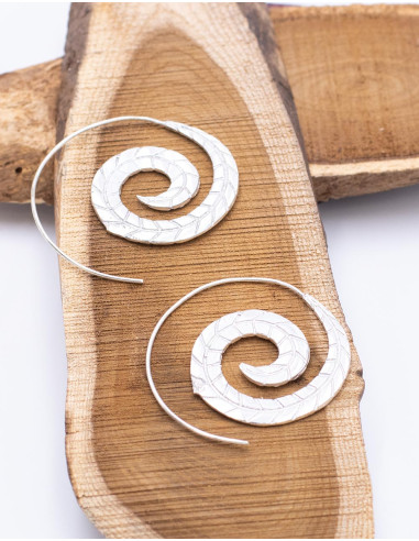 Orecchini etnici in metallo argentato...