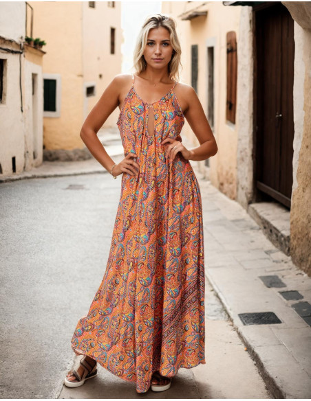 Langes und breites Seidenkleid mit Paisley-Print