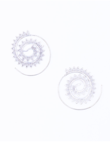 Orecchini Torniti con Foglie Intagliate in Ottone con Placcatura Icoting