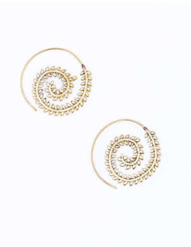 pendientes-hojas-circulares-dorados-mujer