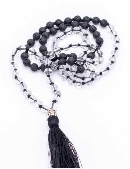 Cristal de quartz Japa Mala et roche volcanique