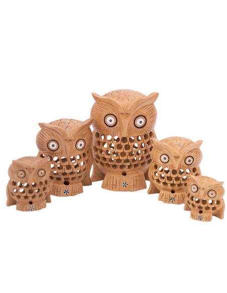 Set di 5 gufi intagliati in legno - Artigianato in diverse dimensioni
