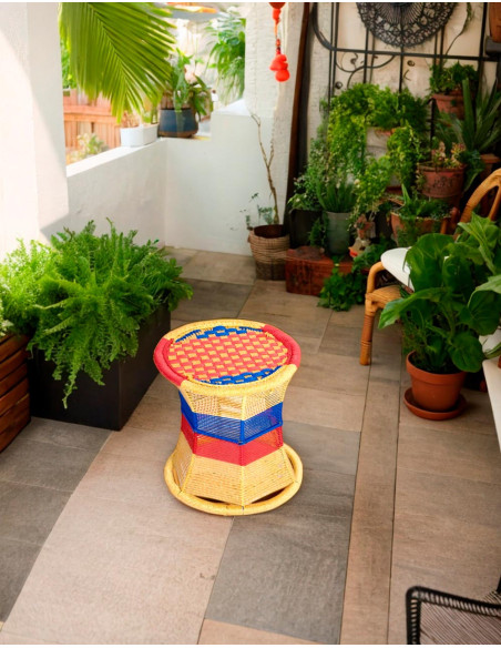 Sgabello in metallo fatto a mano dall'India - Design unico con corda in nylon - 36x35 cm