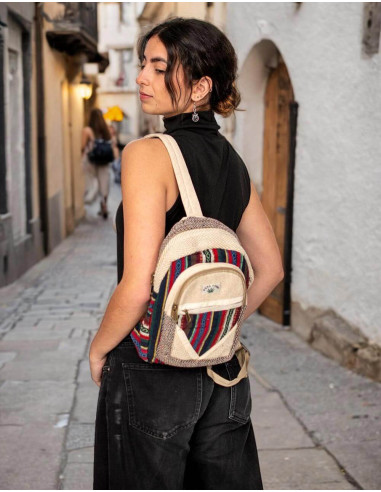 Mochila de cânhamo - Única em cor e artesanato