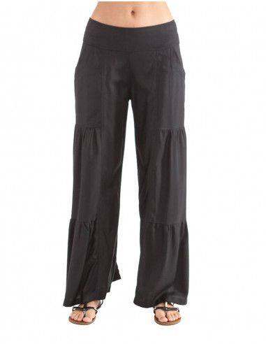 trousers-loose-woman-office