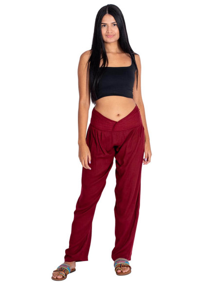 Pantaloni dritti bordeaux con dettaglio a V – Moda etnica dall’anima artigianale