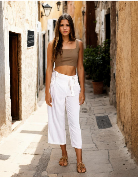Pantalon capri blanc cassé Kimago – Fraîcheur bohème avec une âme indienne