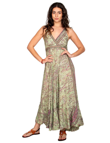 Abito lungo in seta verde con scollo a V – Eleganza boho dall'India