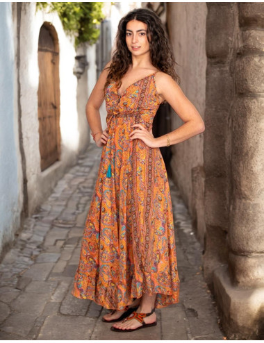 Long ethnic-style dress with a V-neck and paisley print – Orange