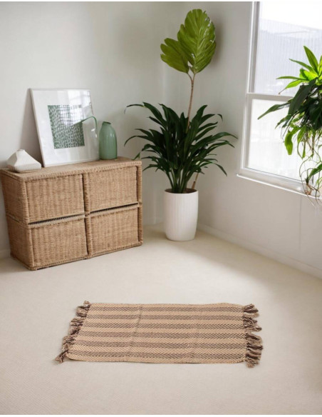 Ethnic handmade rug from India – Handwoven in brown tones
