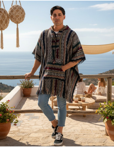 Poncho quadrato unisex fatto a mano con...