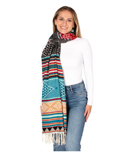 Xale artesanal em algodão e lã com franjas – Cores exclusivas e design versátil.