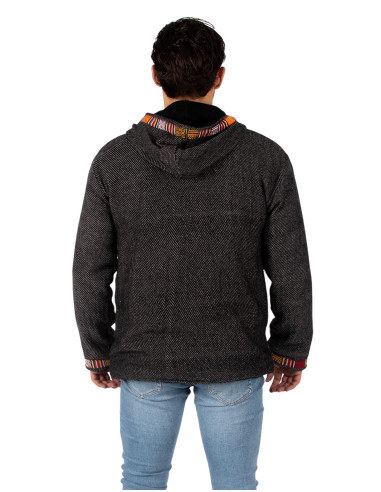 Graue Jacke mit rotem Besatz und Fleecefutter
