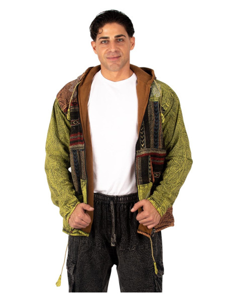 Jaqueta artesanal em patchwork com forro de lã polar – Fabricada na Índia
