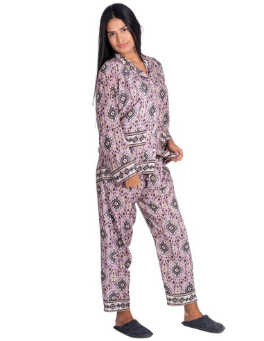 Kimago silk pajamas inspired by Indian tradition