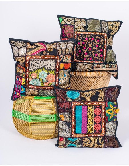 Kimago schwarzer handgefertigter Kissenbezug 40x40 cm mit ethnischer Stickerei