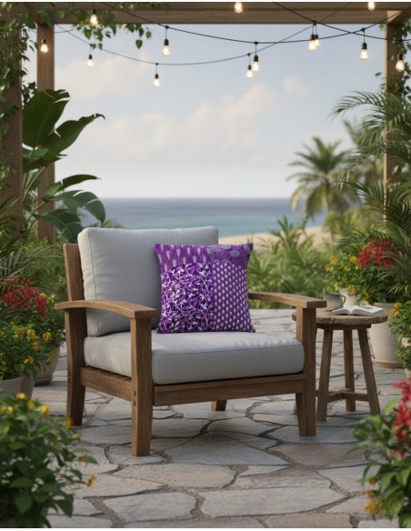 Kissenbezug in Lila und Weiß – Handgefertigte ethnische Dekoration