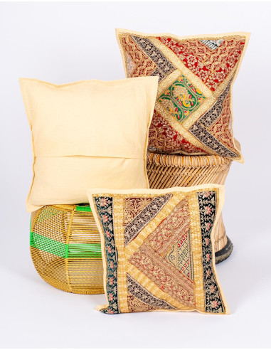 Cuscino beige con ricamo indiano a mano 40x40 –...