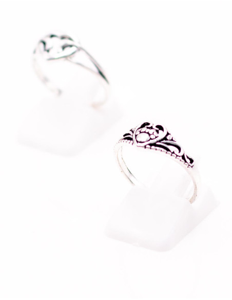 Bague en argent avec cœur sculpté – Bijou artisanal indien