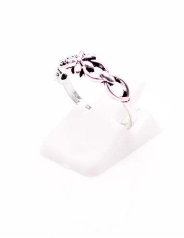Anello indiano in ottone e argento, realizzato...