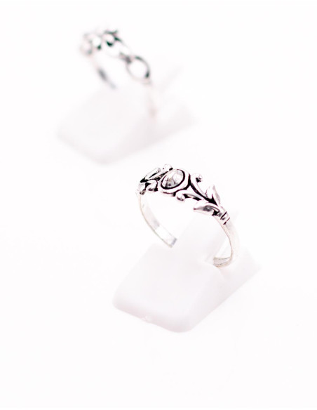 Handgefertigter indischer Ring aus Messing und Silber – mit geschnitztem ethnischem Design