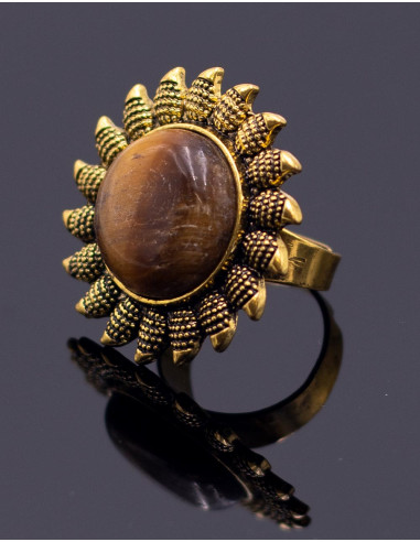 Anel indiano artesanal em ouro com pedra grande...
