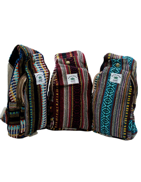 Dreieckiger Rucksack aus mehrfarbigem Hanf – Unisex, handgefertigt im Boho-Stil