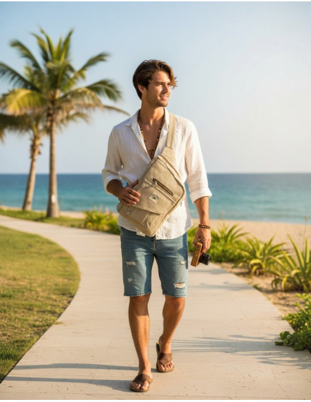 Asymmetrischer Rucksack aus Naturhanf – Unisex, handgefertigt im Boho-Stil