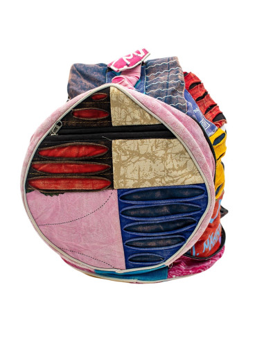 Hippie-Patchwork-Rucksack, der sich in ein...