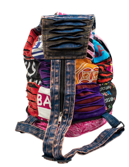 Hippie-Patchwork-Rucksack, der sich in ein Kissen verwandeln lässt – Indische Handwerkskunst