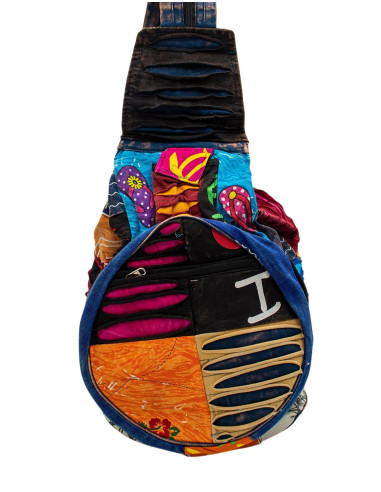 Hippie-Patchwork-Rucksack, der sich in ein...