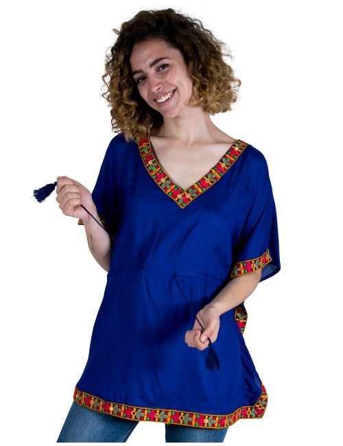 t-shirt-poncho-verão-mulher-hippie-azul-detalhe